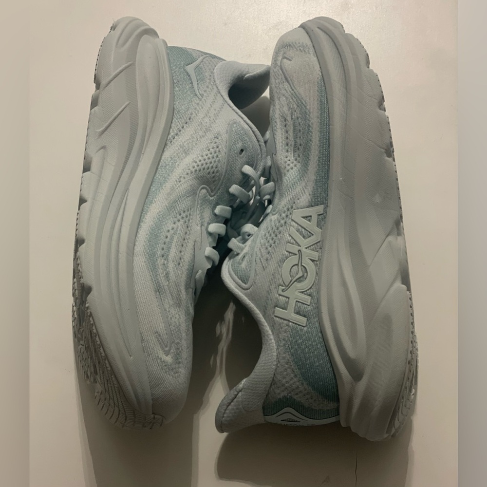 HOKA ONE ONE CLIFTON 10 sneakers - Picture 14 of 16